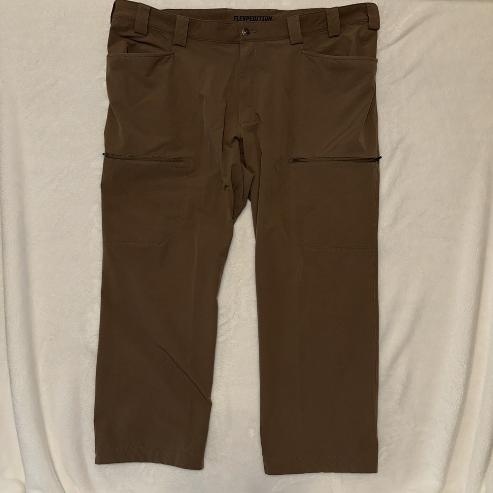 Duluth Trading Flexpedition Hiking Pants Beige Pockets Size 46 Inseam 30'